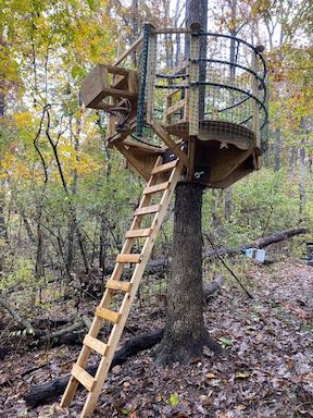 tree stand, deer stand, crows nest tree stand, crows nest deer stand, rockspan farm, tree farm, circular deer stand
